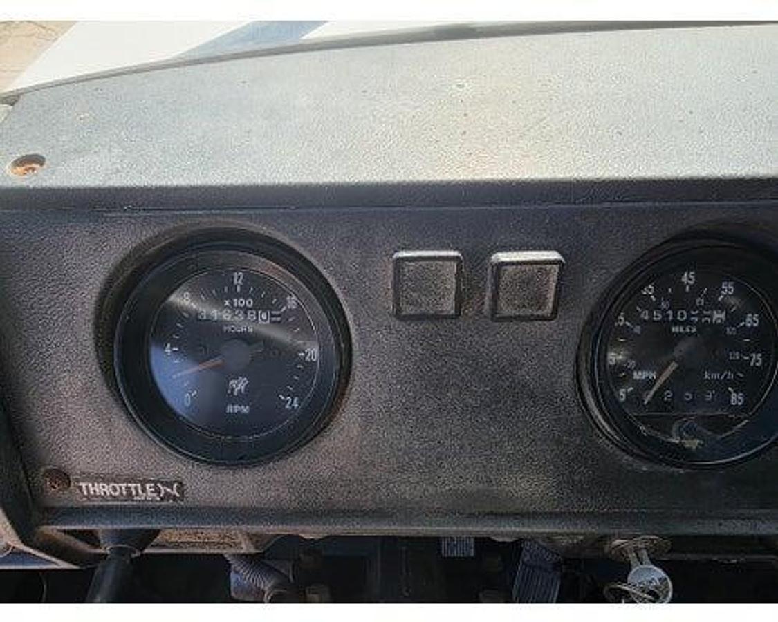 Used 1995 Mack RD688S