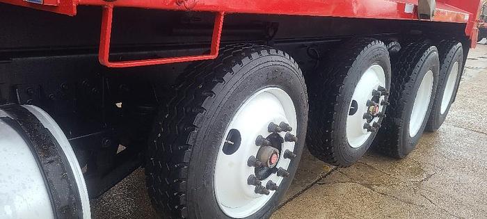 Used 2006 Mack CV713