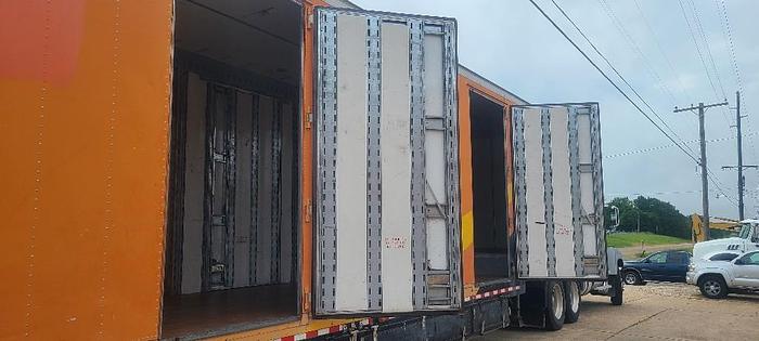 Used 2006 KENTUCKY MOVER BOX