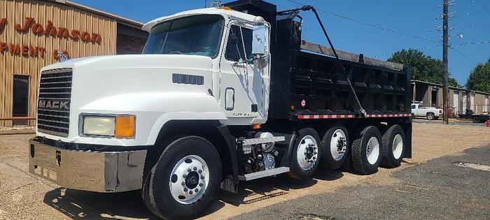 Used 1999 Mack CH 613