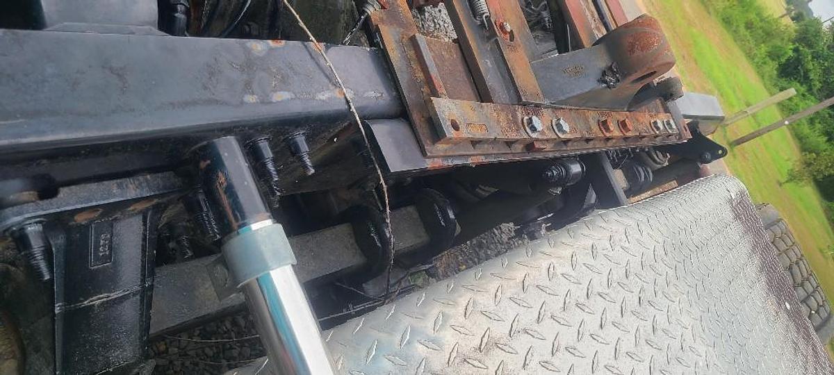 Used 2012 Mack CHU613