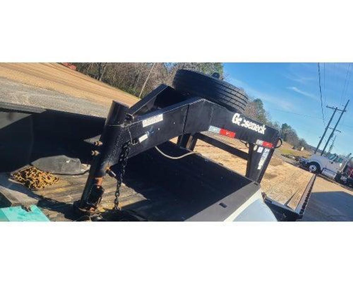 Used 2017 GOOSENECK FLAT BED