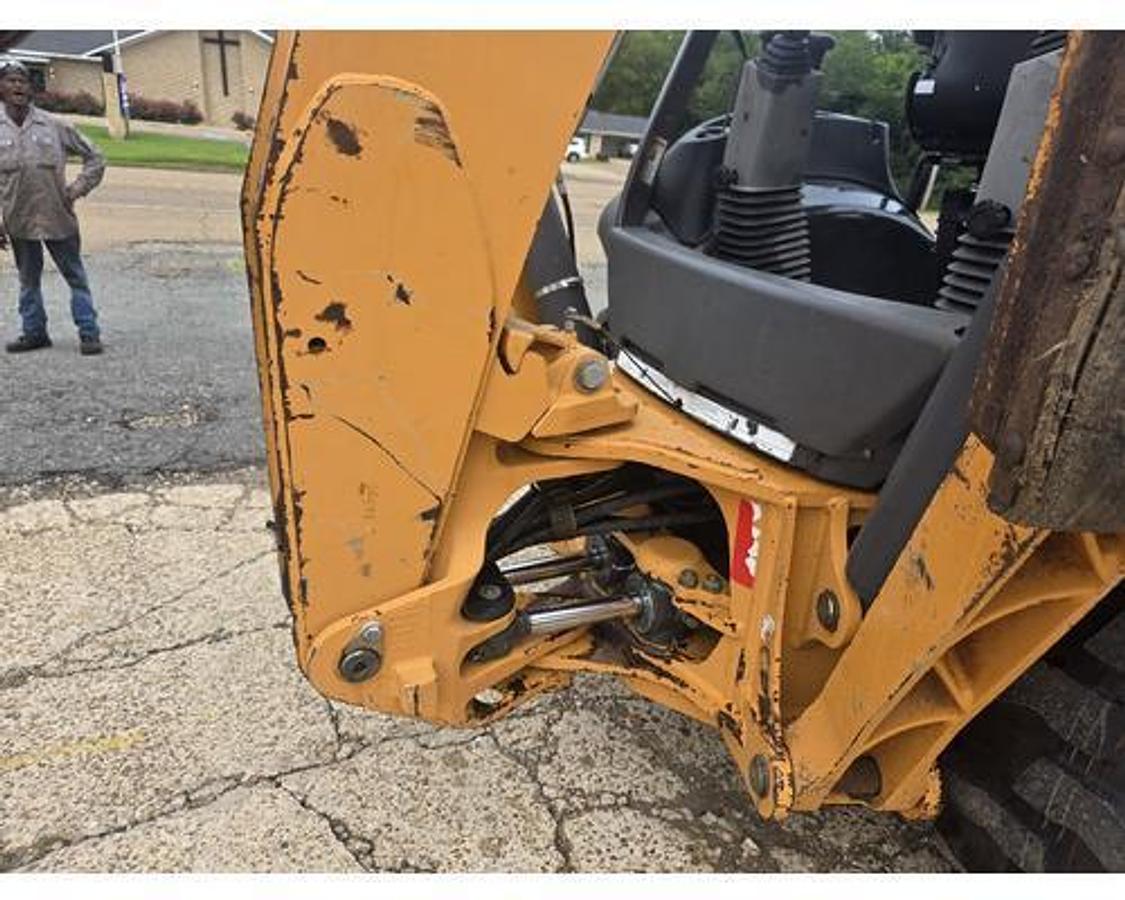 Used 2013 CASE 580 SUPER N