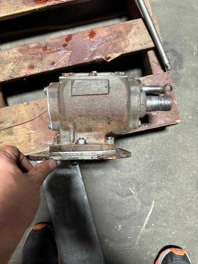 Used GOOD USED CHELSEA PTO 340XFAHX-A4XD INPUT GEAR 5-P-581