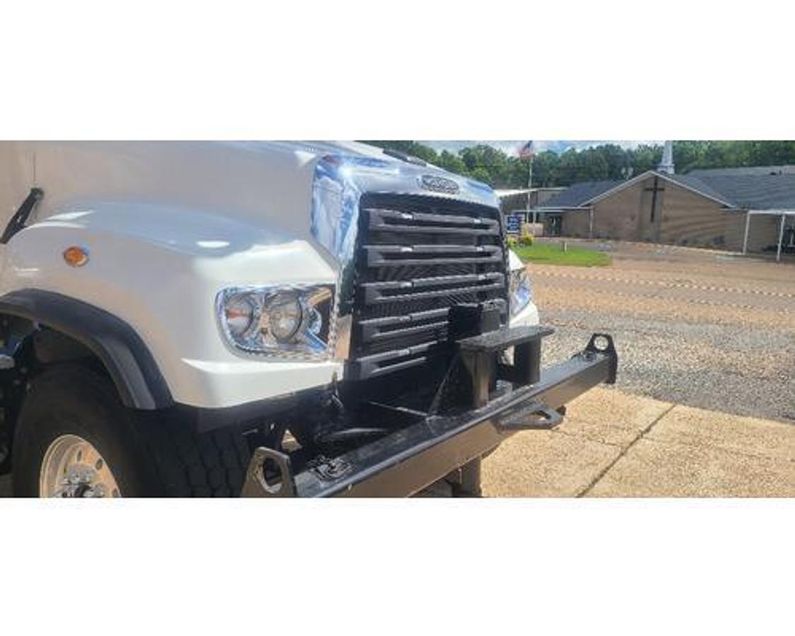 Used 2012 Freightliner 114SD