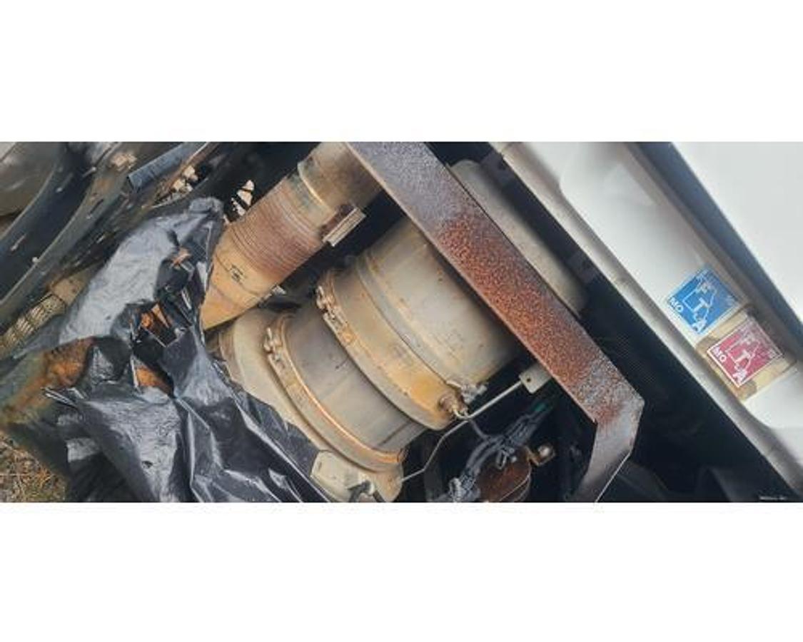 Used 2015 Mack CXN613