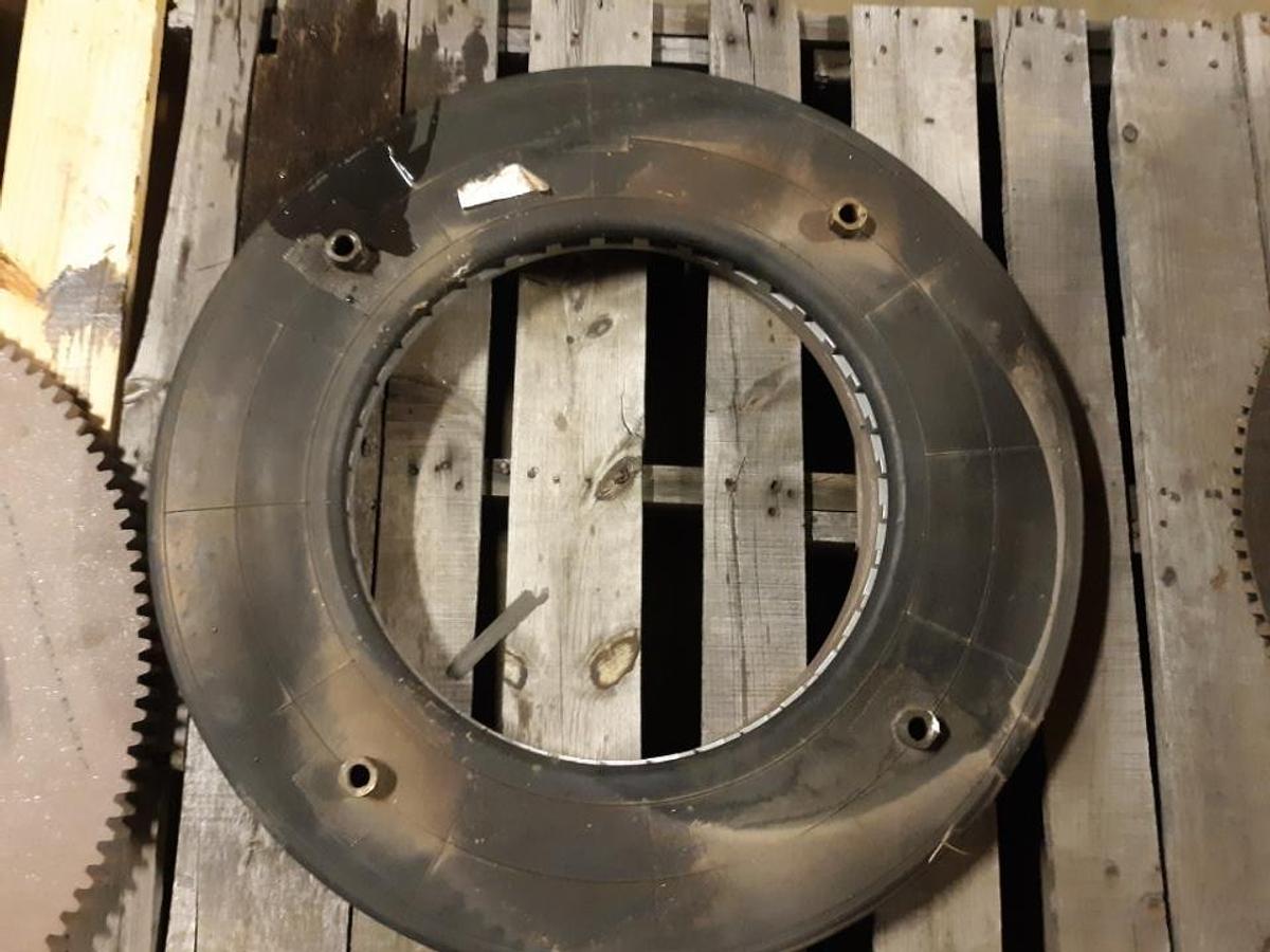 Used USED WPT  CLUTCH PARTS 3 FRICTION DISC PN# W30-07-902  30" X1.25" 123 TEETH/ 1 AIR TUBE PN# W31-20-901/ PRESSURE PLATE PN# W30-03-100C1