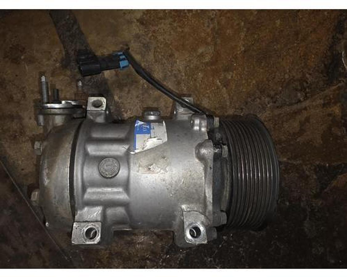 Used GOOD USED A/C COMPRESSOR #4347 FOR INTERNATIONAL DURASTAR N9 9.3L DIESEL