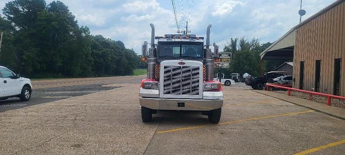 Used 2001 Peterbilt 379
