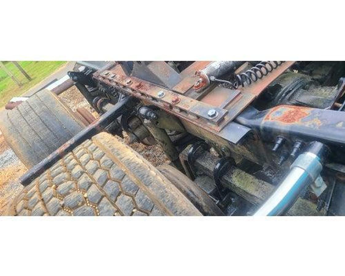 Used 2012 Mack CHU613