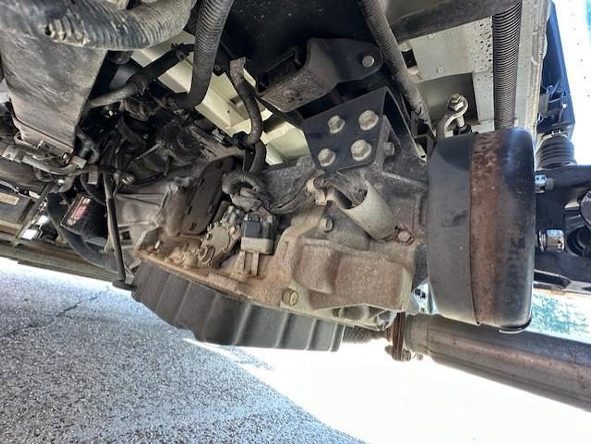 Core 2015 Isuzu NPR HD