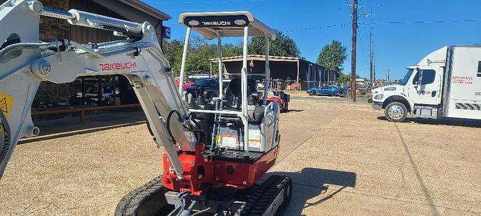 Used 2022 TAKEUCHI TB225