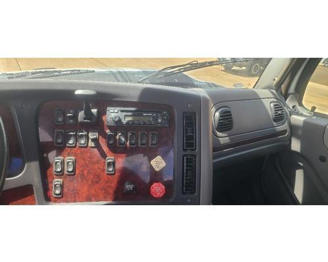 Used 2012 Freightliner 114SD