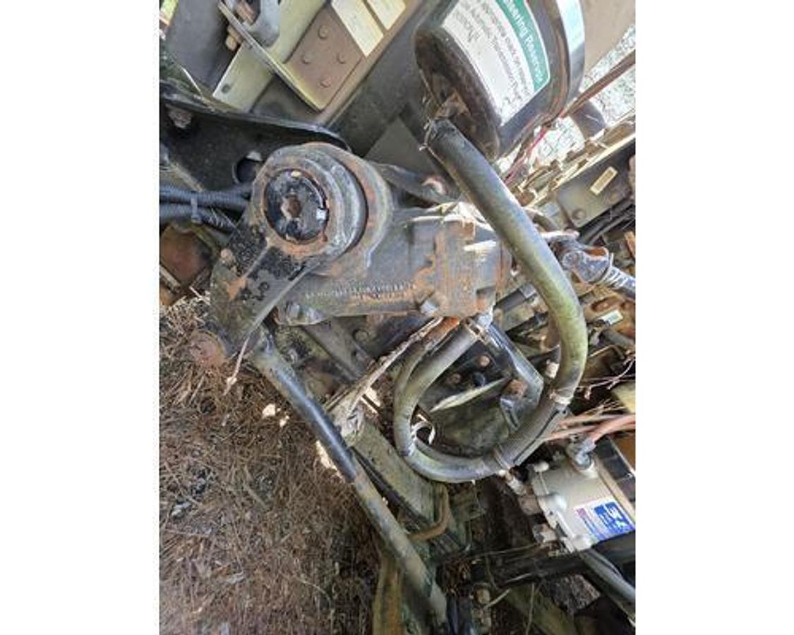 Used 2004 Freightliner COLUMBIA 120