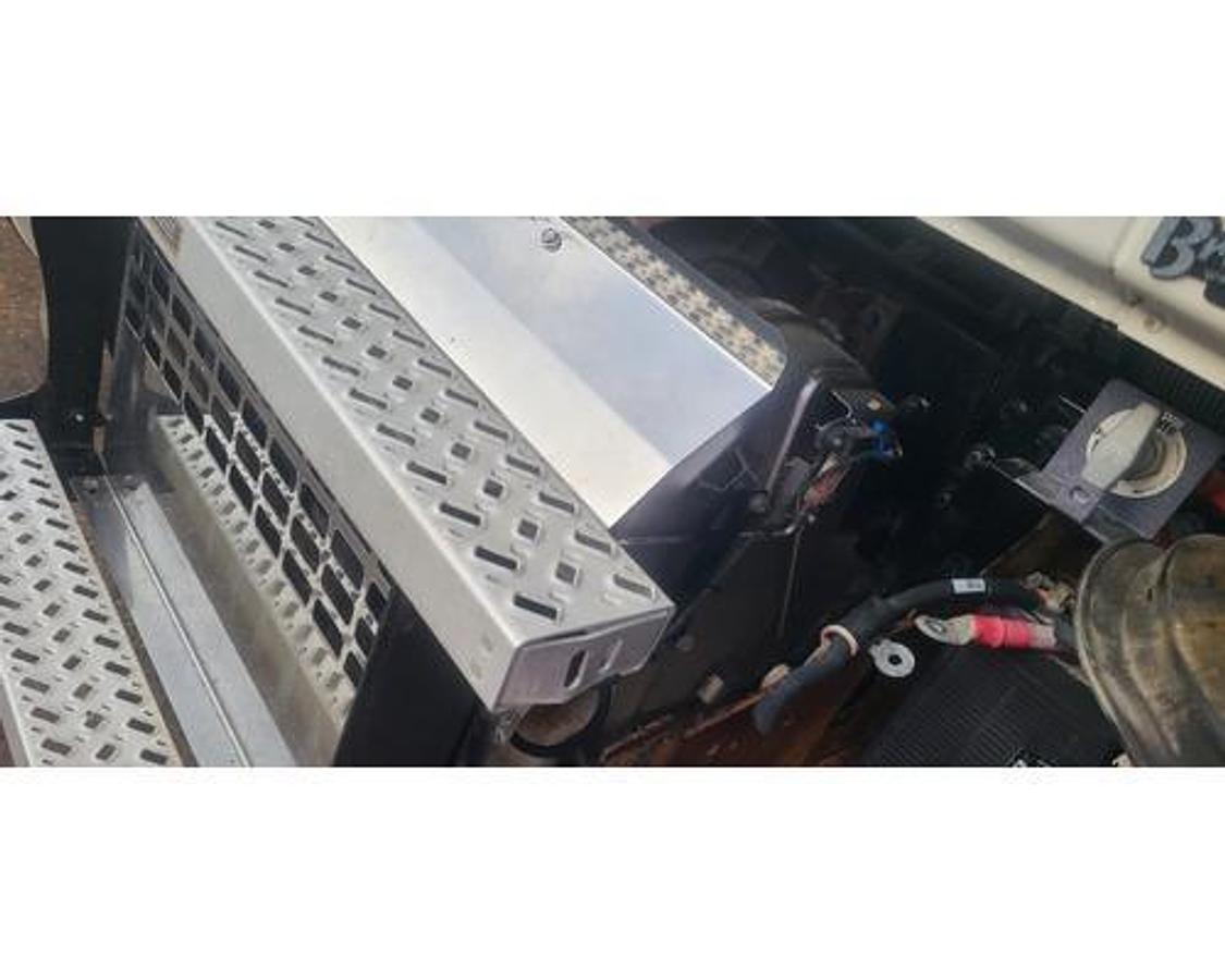 Used 2018 Mack MACK MP8