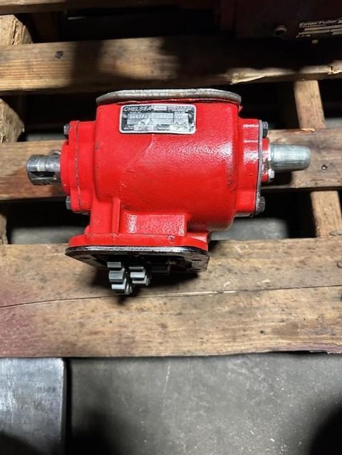 Used GOOD USED CHELSEA 340XFABX-A5XD PTO