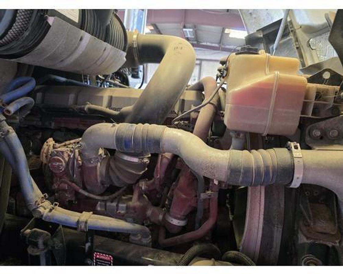 Used 2015 Mack CXN613