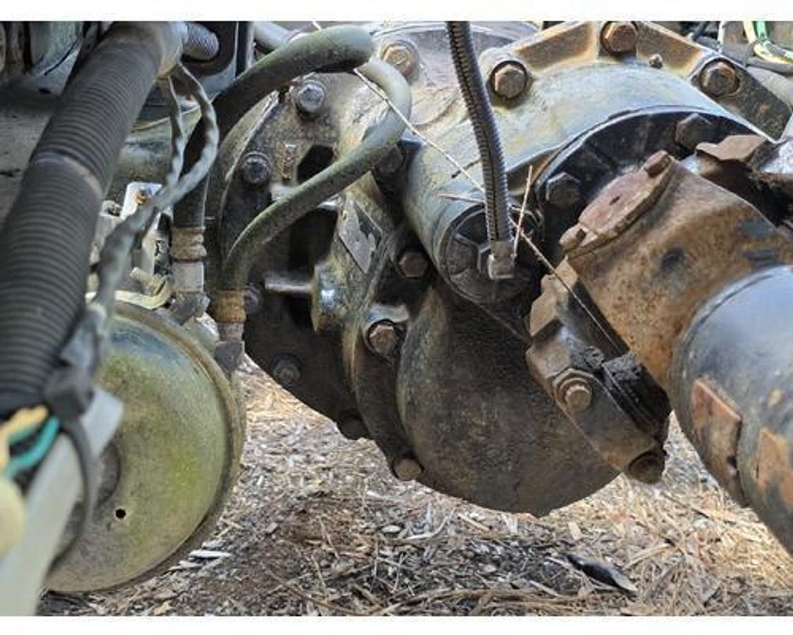 Used 2004 Eaton DS404