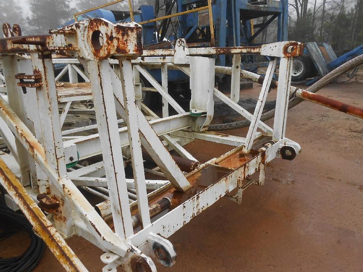 Used CRANE CARRIER RIG