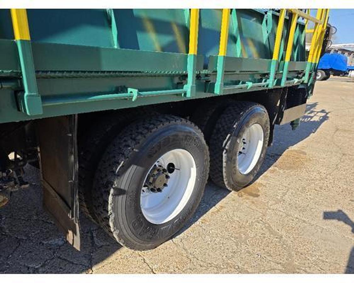 Used 2007 Mack CV713