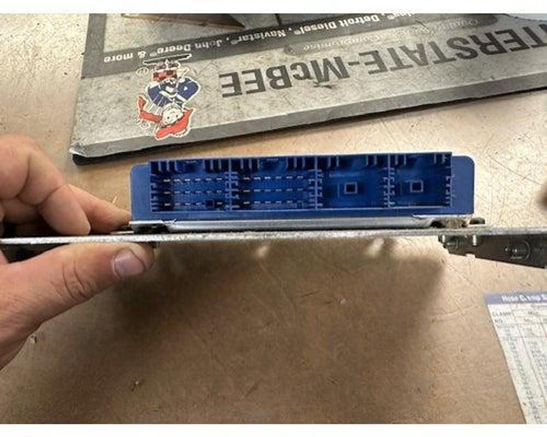Used USED BENDIX ABS CONTROL MODULE ECM K041767 #0486107019