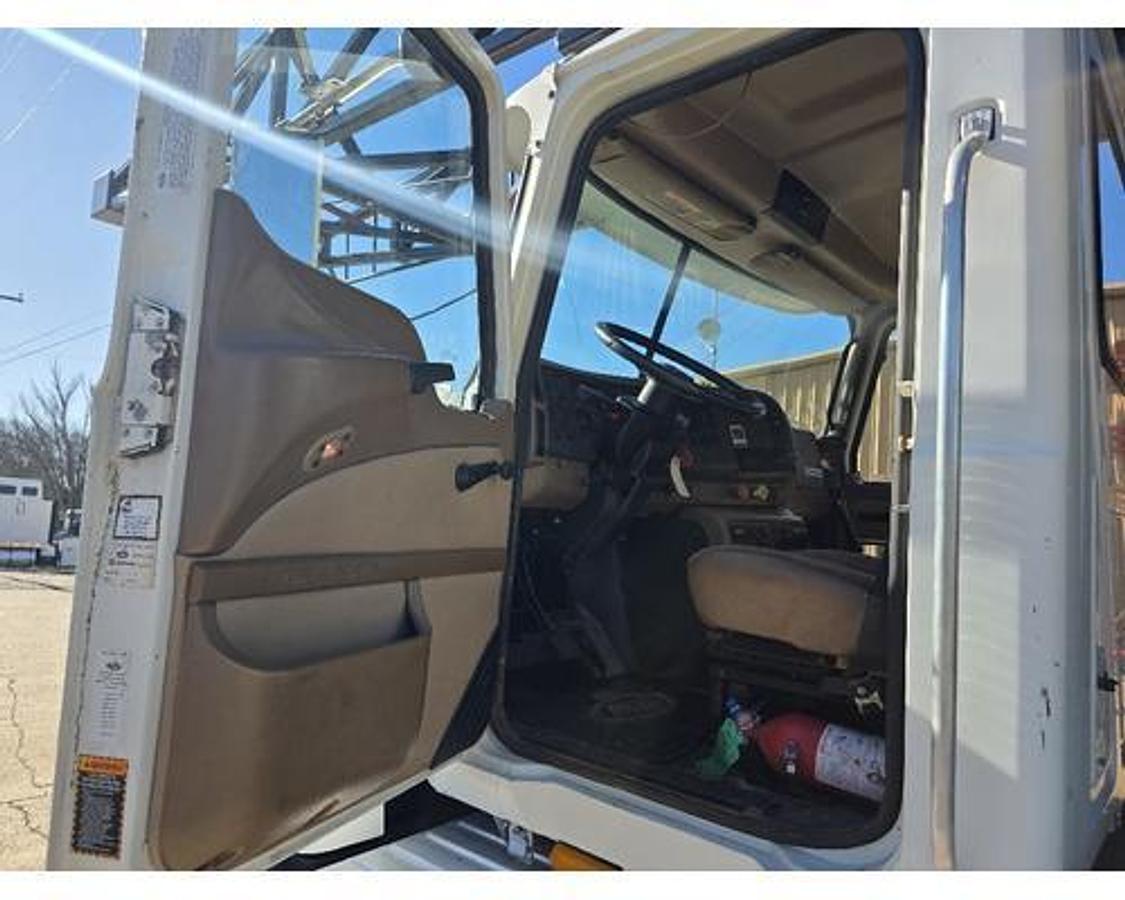 Used 2007 Mack CV713