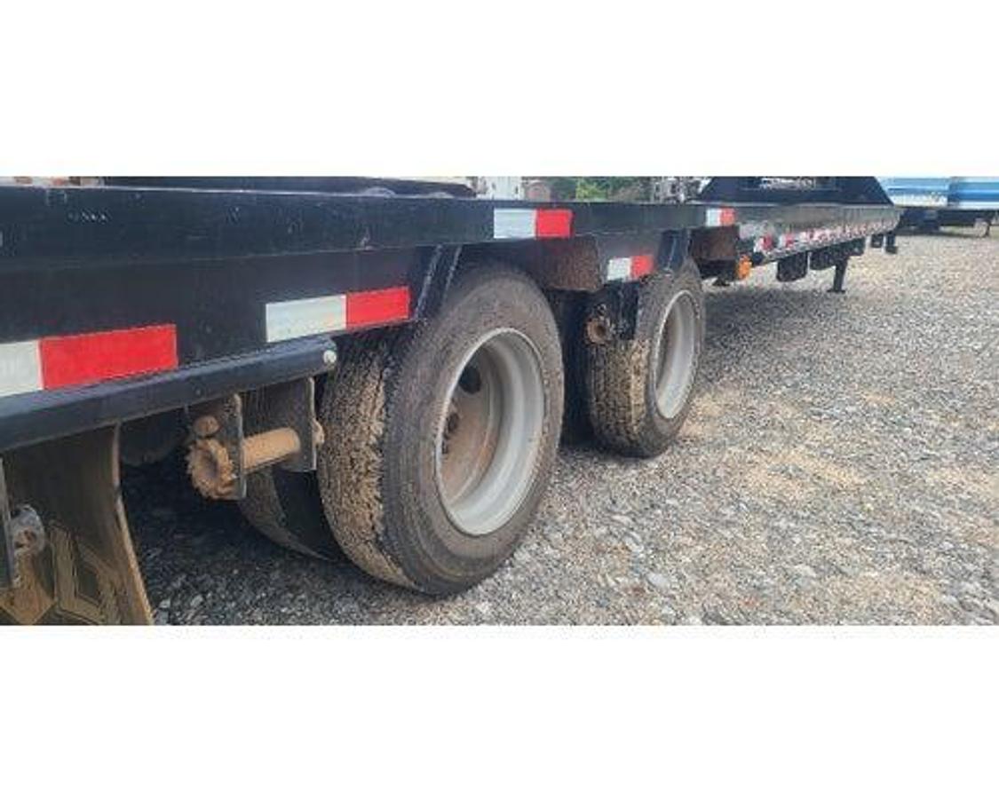 Used 2023 LOAD TRAIL LOAD TRAIL