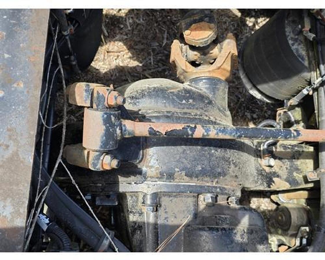 Used 2004 Eaton DS404