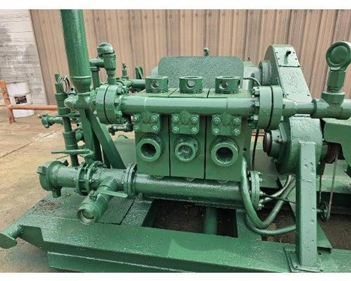 Used GARDNER DENVER PAH200 TRIPLEX MUD PUMP, DETROIT 8V71 WITH 5860ST ALLISON