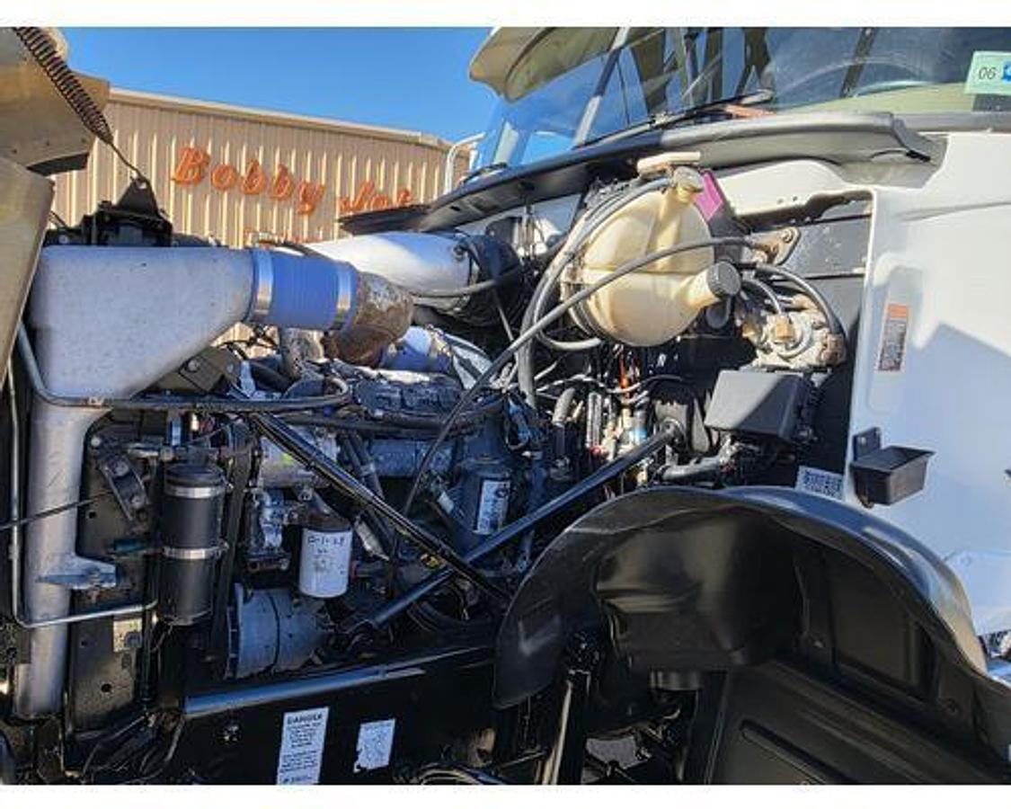 Used 2007 Mack CV713