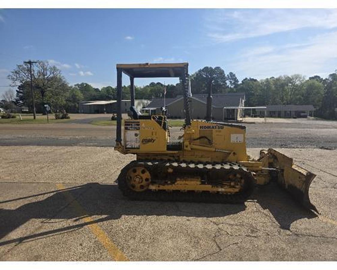 Used 2006 KOMATSU D21P-8A