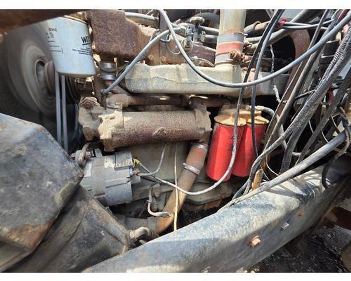 Used 1986 Mack DM685S EM6