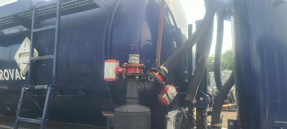 Used 2005 HYDROVAC 7400