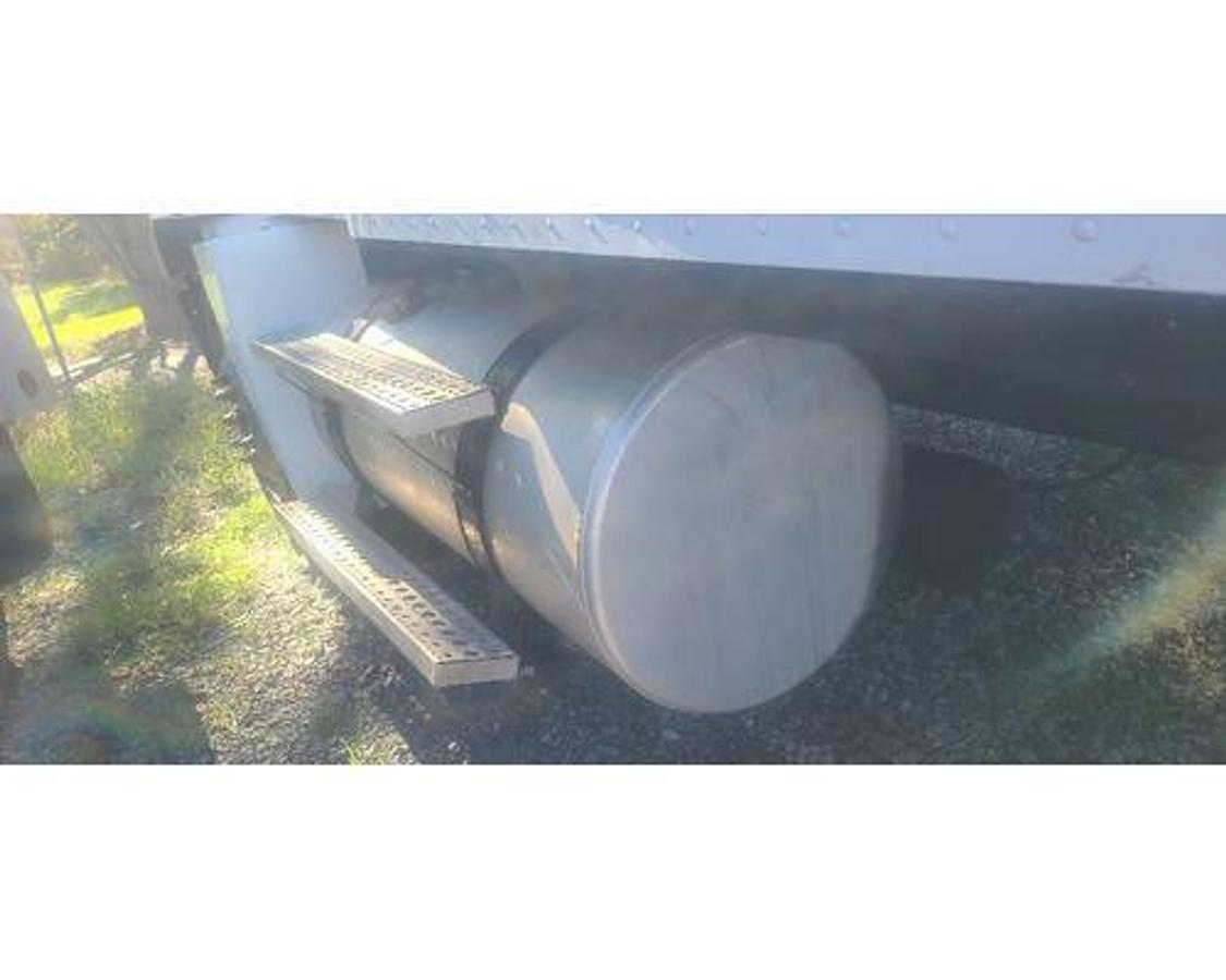 Used 2007 Freightliner FREIGHTLINER