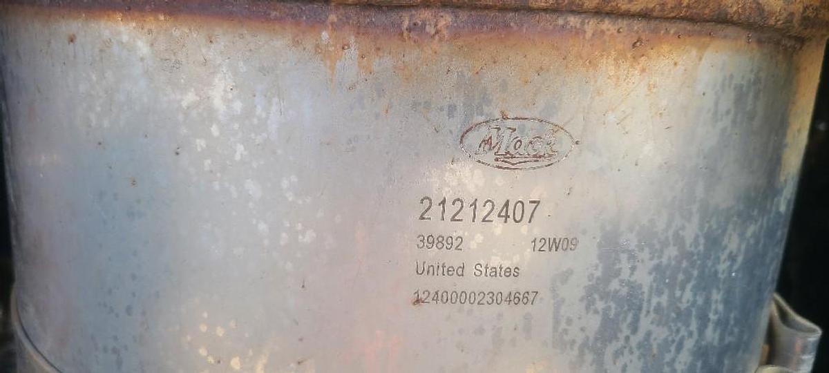 Used 2013 Mack MACK MP8