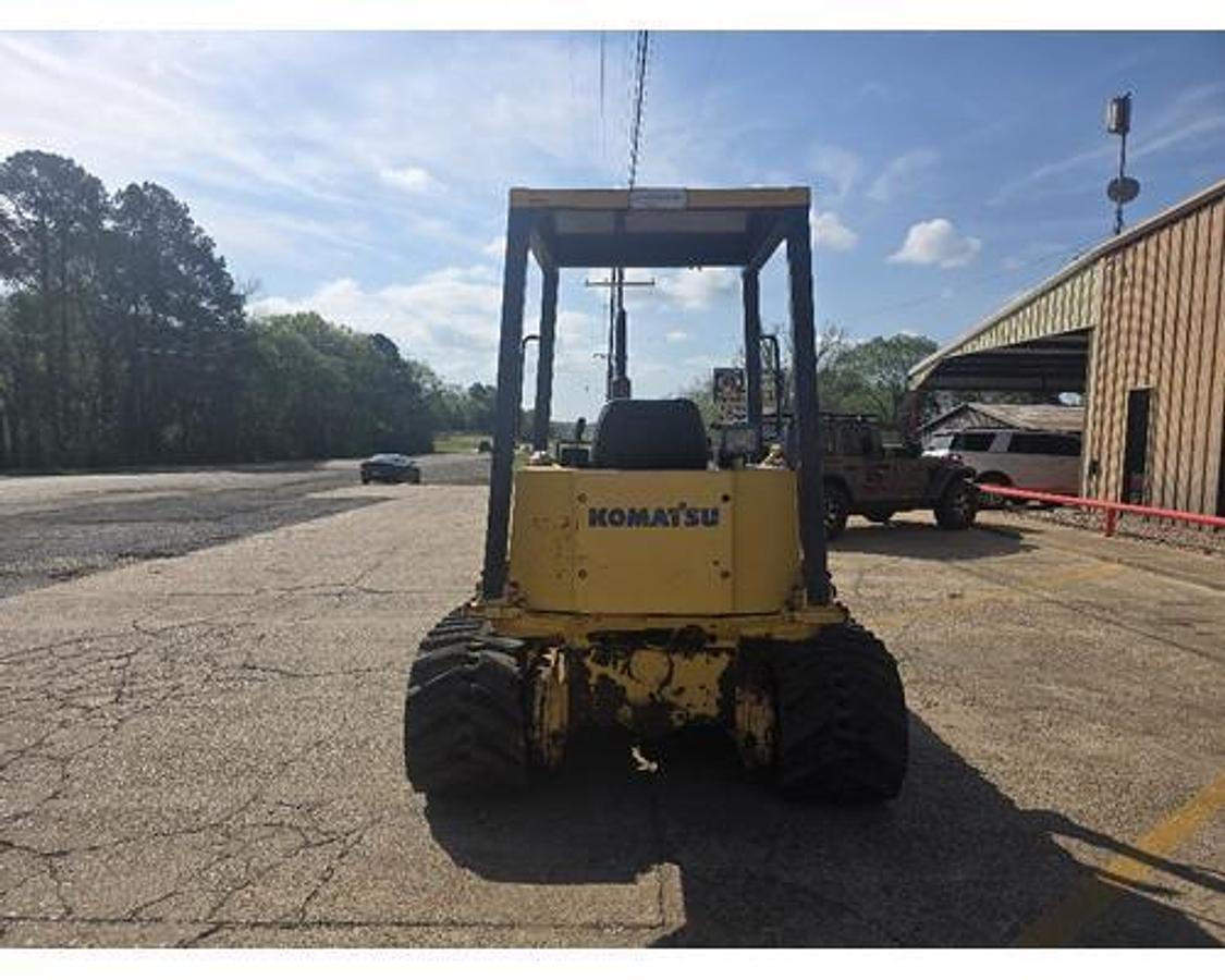 Used 2006 KOMATSU D21P-8A