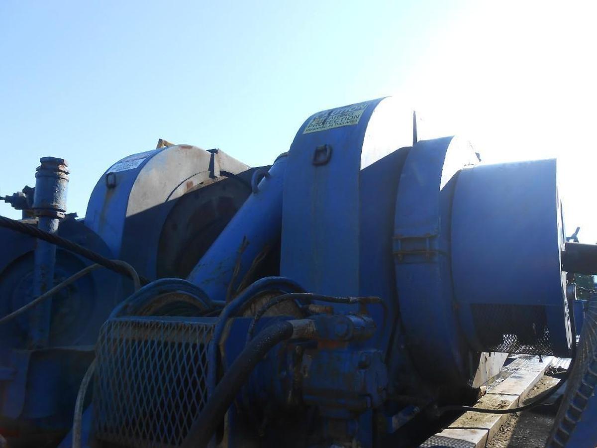 Used CRANE CARRIER RIG