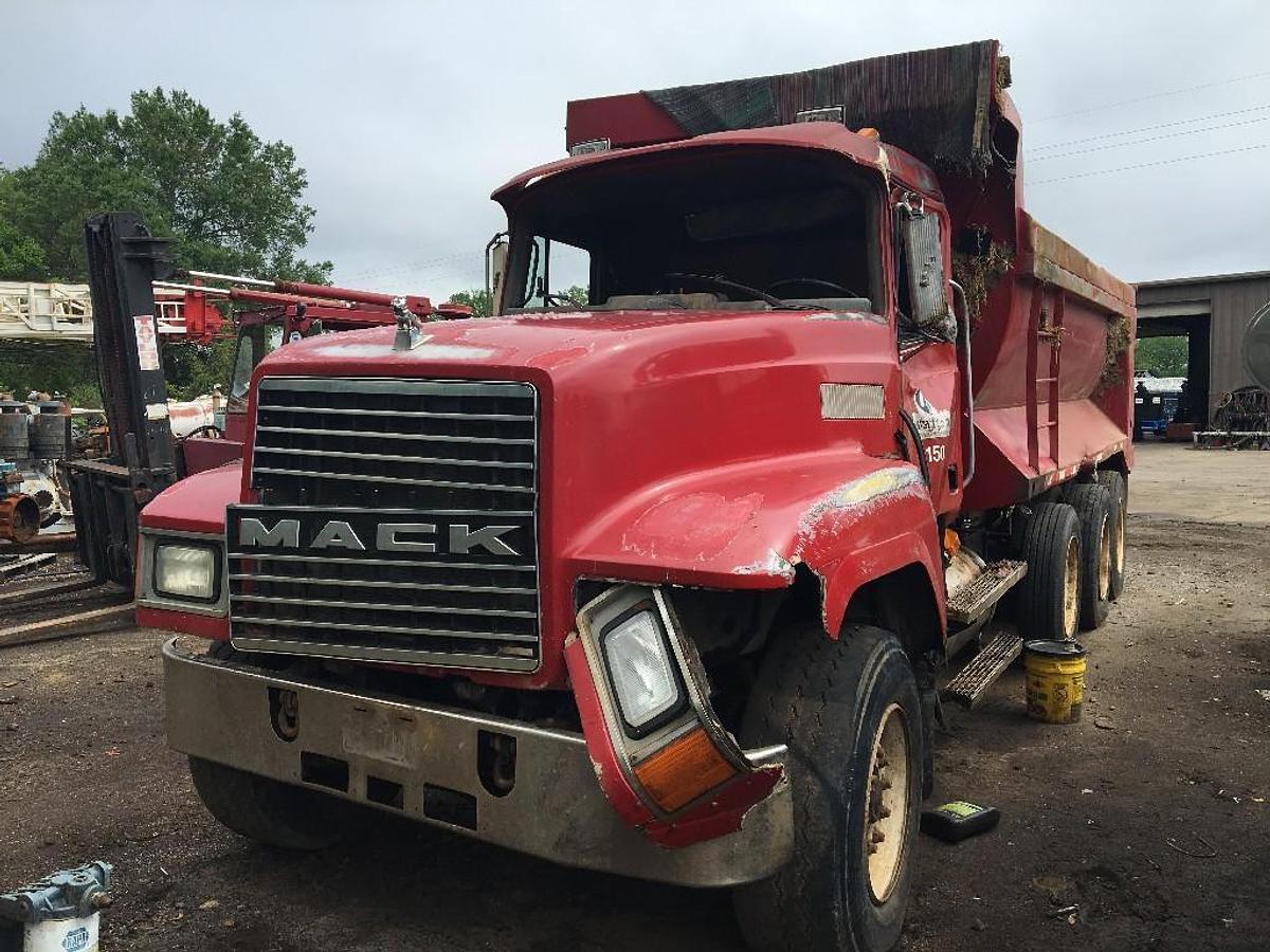 Used 1998 Mack CH 613 CRD93