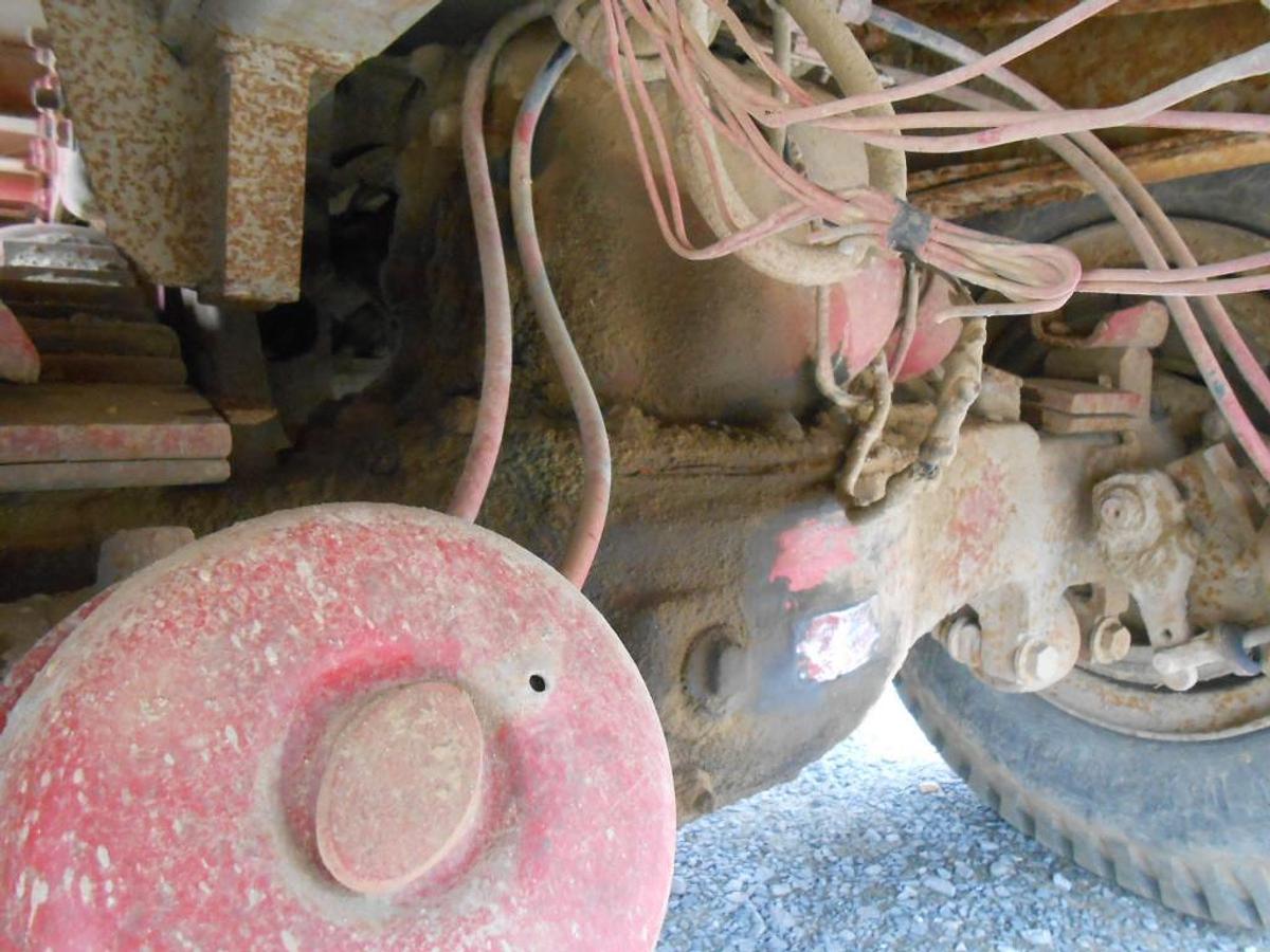 Used 1981 AUTOCAR DC9364B SUDR