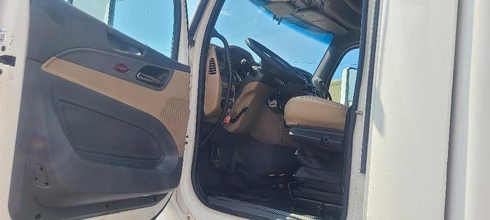 Used 2014 Peterbilt 567