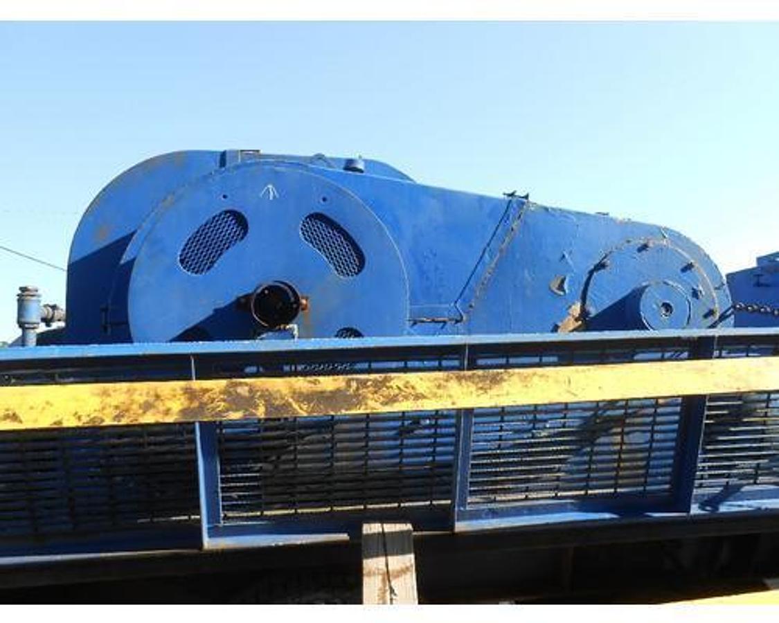 Used CRANE CARRIER RIG
