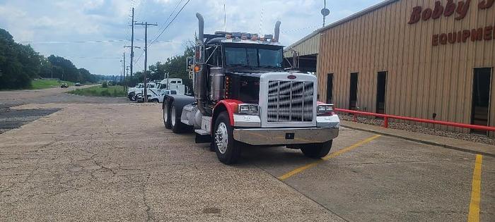 Used 2001 Peterbilt 379