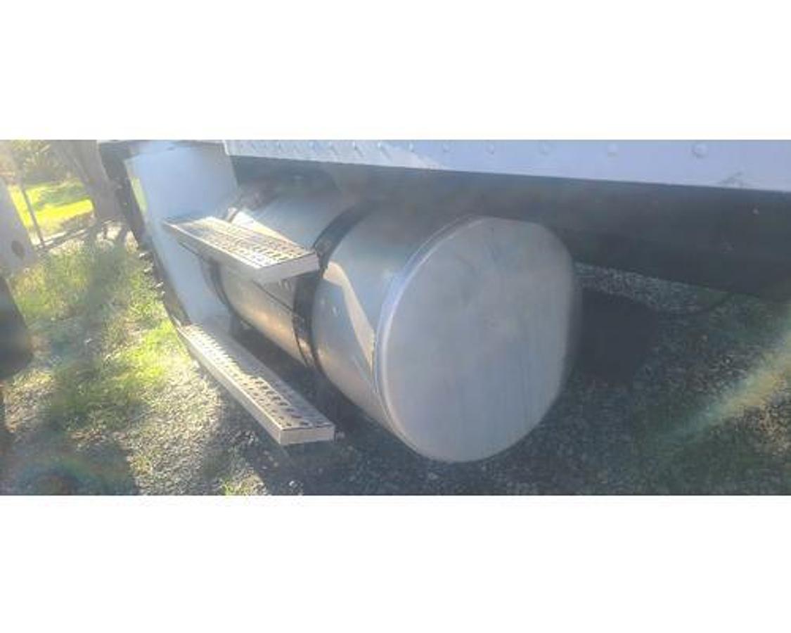 Used 2007 Freightliner FREIGHTLINER