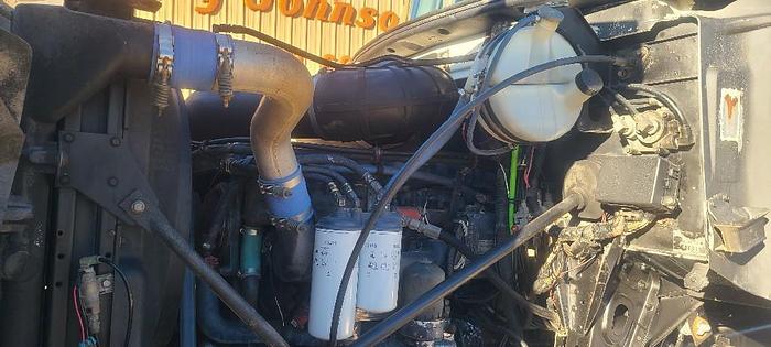 Used 2002 Mack CH 613