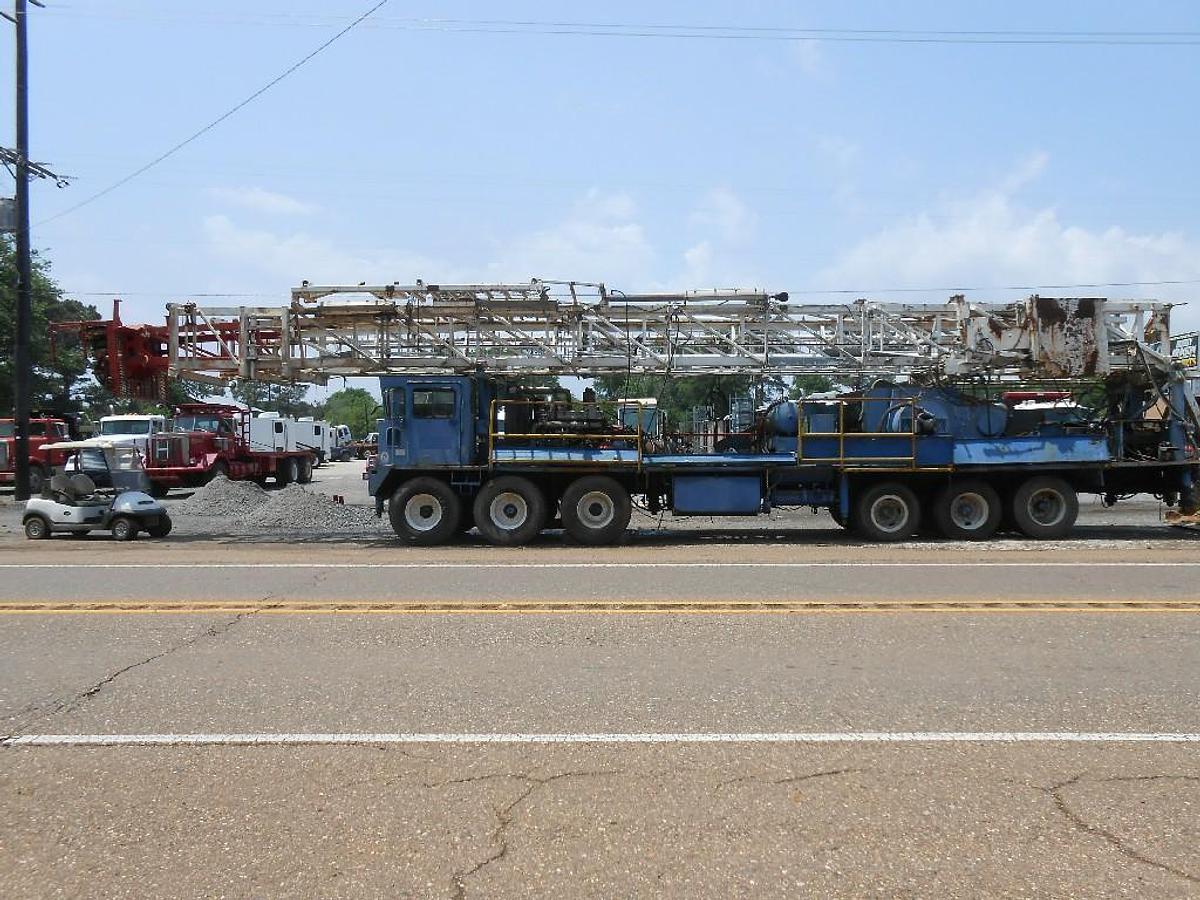 Used WILSON MOGUL42B