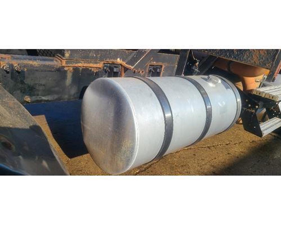 Used 2008 Mack CH613