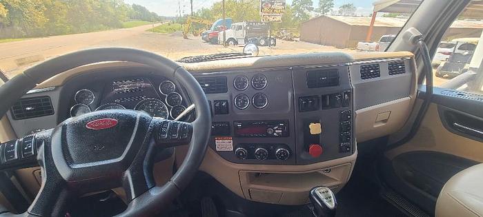 Used 2014 Peterbilt 567