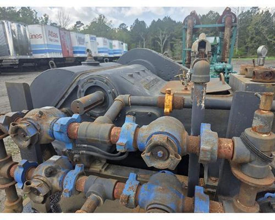 Used TRIPLEX MUD PUMP PAH200 DETROIT 8V92 WITH 5860 ST ALLISON