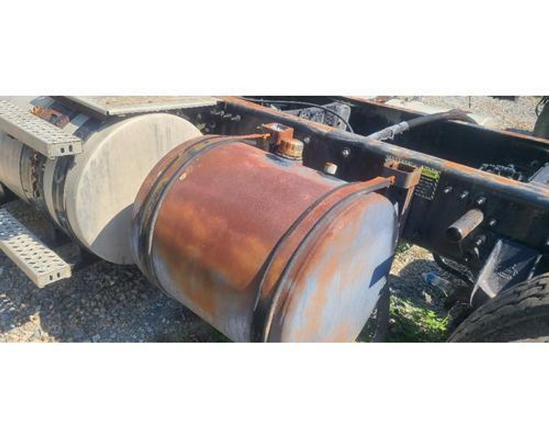 Used 2016 Mack CHU613