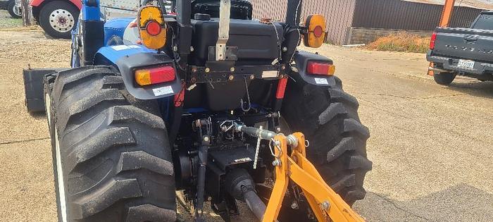 Used 2011 NEWHOLLAND BOOMER40